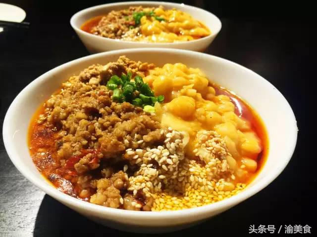 满大街都是重庆鲜面条店,满街小面