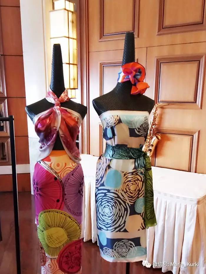 外交官夫人告诉你可以没有名牌包，但这个单品不能少！