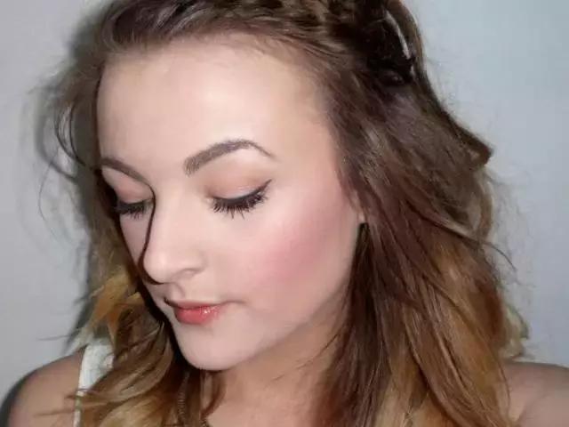 带收缩色和膨胀的的平价腮红,平价代替高价的彩妆