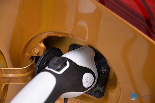 五万以内五门纯电动车,五万左右四门的电动汽车推荐