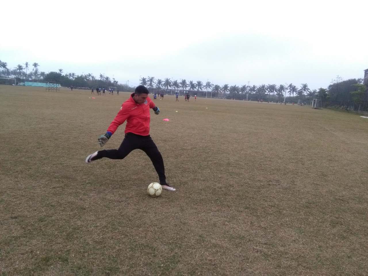 李东继续执教中乙新军镇江文旅华萨，三外籍教练加盟教练组！