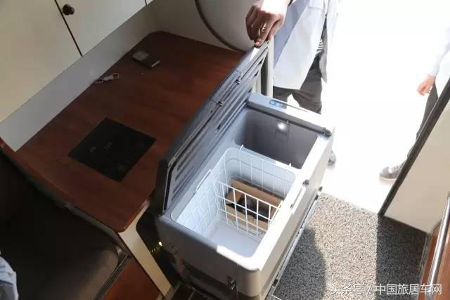 越野皮卡房车硬升顶,越野升降顶房车