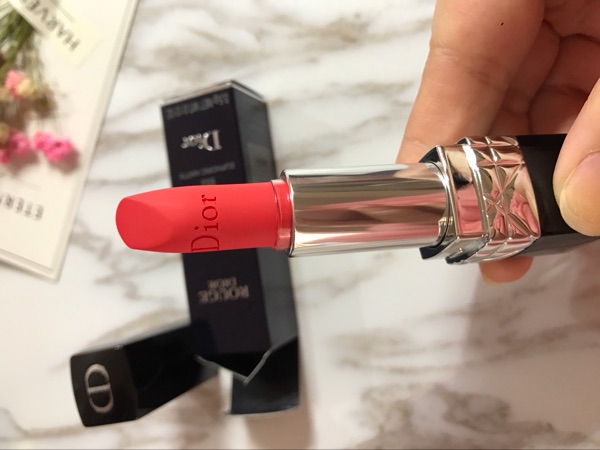 最火迪奥口红色号,迪奥蓝金口红哪个色好看