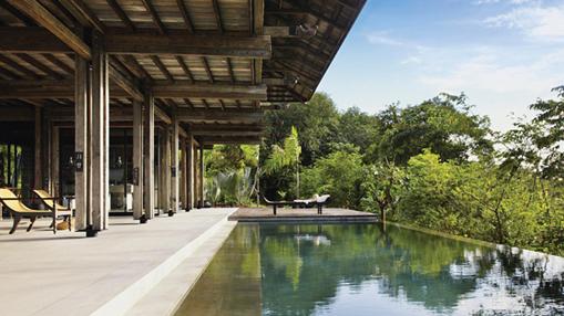 新加坡组屋“黄金梯”一夜爆红！居然只花了20新币就搞定？