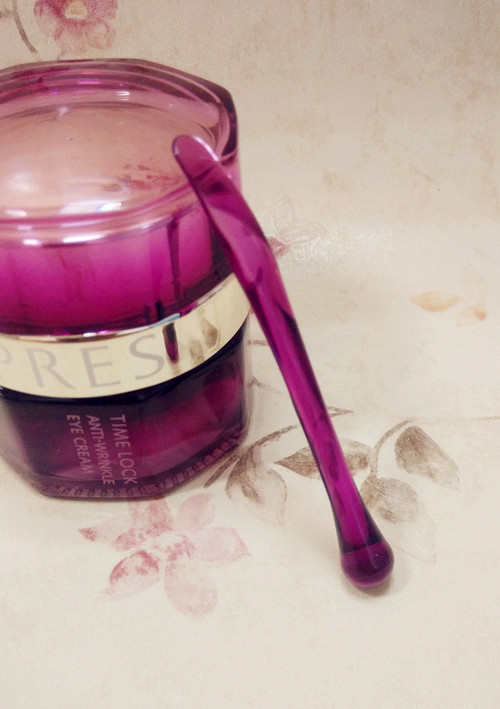 欧珀莱青春定格,欧珀莱照片