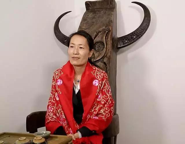 困境中破局逆境中生存,困境中奋起