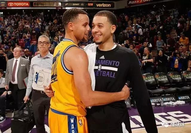 库里三分勇士视频,勇士库里三分纪录