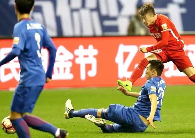 一张红牌·今天谈谈德艺双馨，别笑，认真的