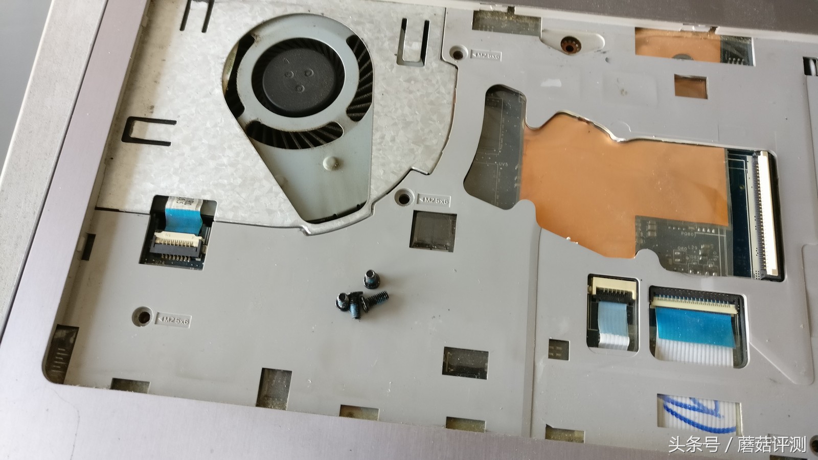 z500联想拆机,联想z500清灰