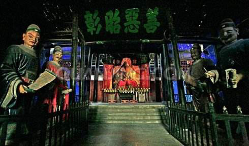 阴差带错了人，吴奶奶讹上了阎王爷，让哑巴孙女开了口