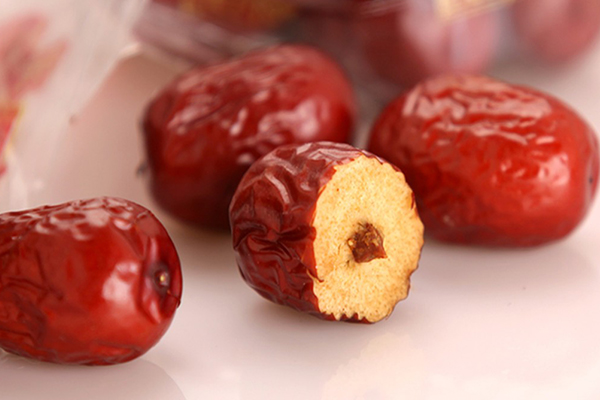 生活小窍门之教你辨别红枣的好坏