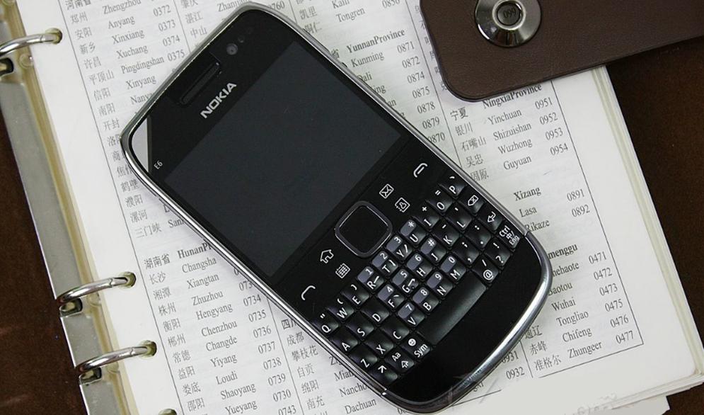 诺基亚最惨的机皇,诺基亚5250值得购买吗