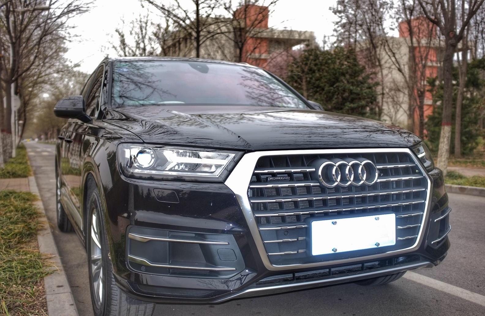 2017年的奥迪q7值得买吗,2016款奥迪q7怎么样专家点评