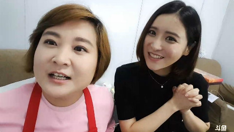 王牌对王牌贾玲王思聪,贾玲和王思聪小品全集完整