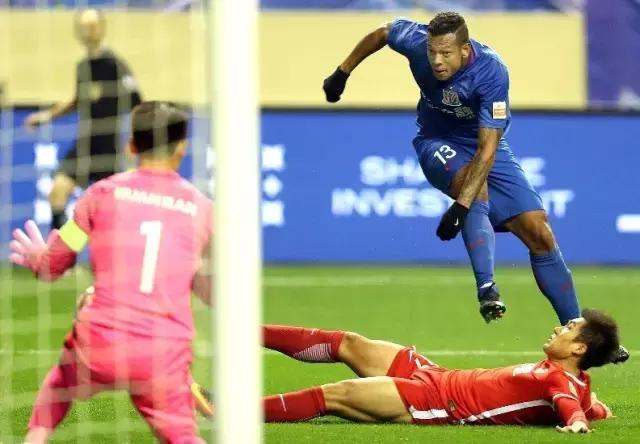 一张红牌·今天谈谈德艺双馨，别笑，认真的