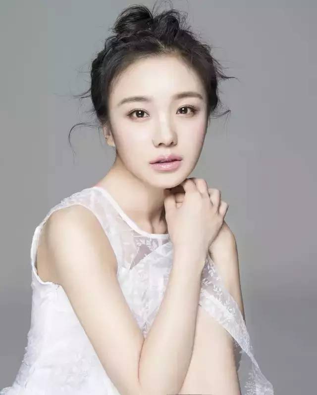 如东这姑娘火了，她和张翰在一起……