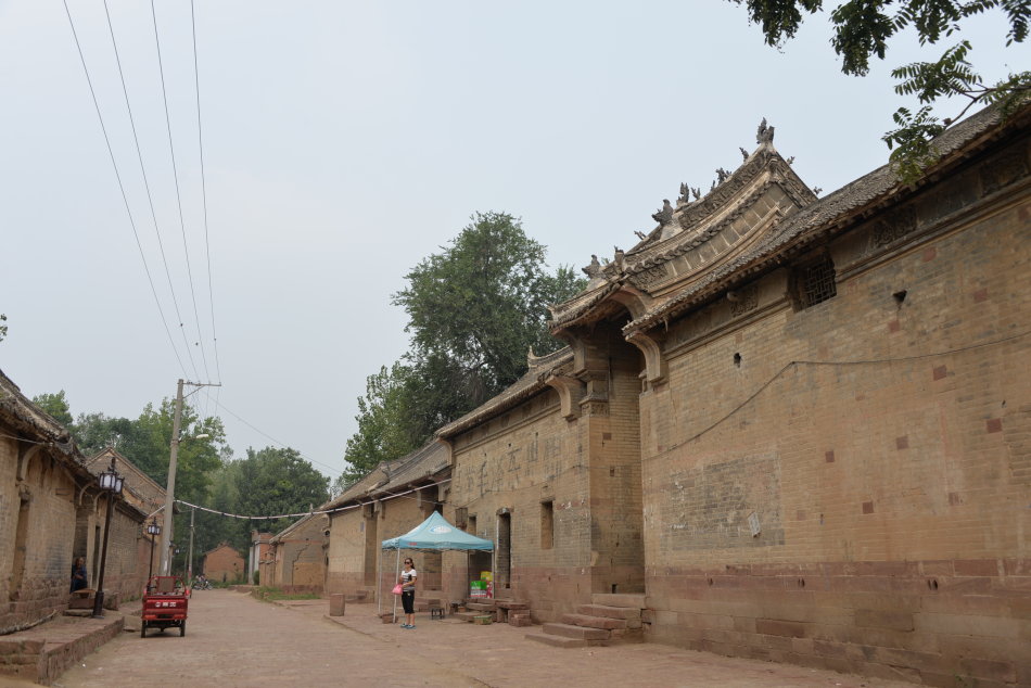 临沣寨中原第一红石古寨,河南古寨临沣寨的传说