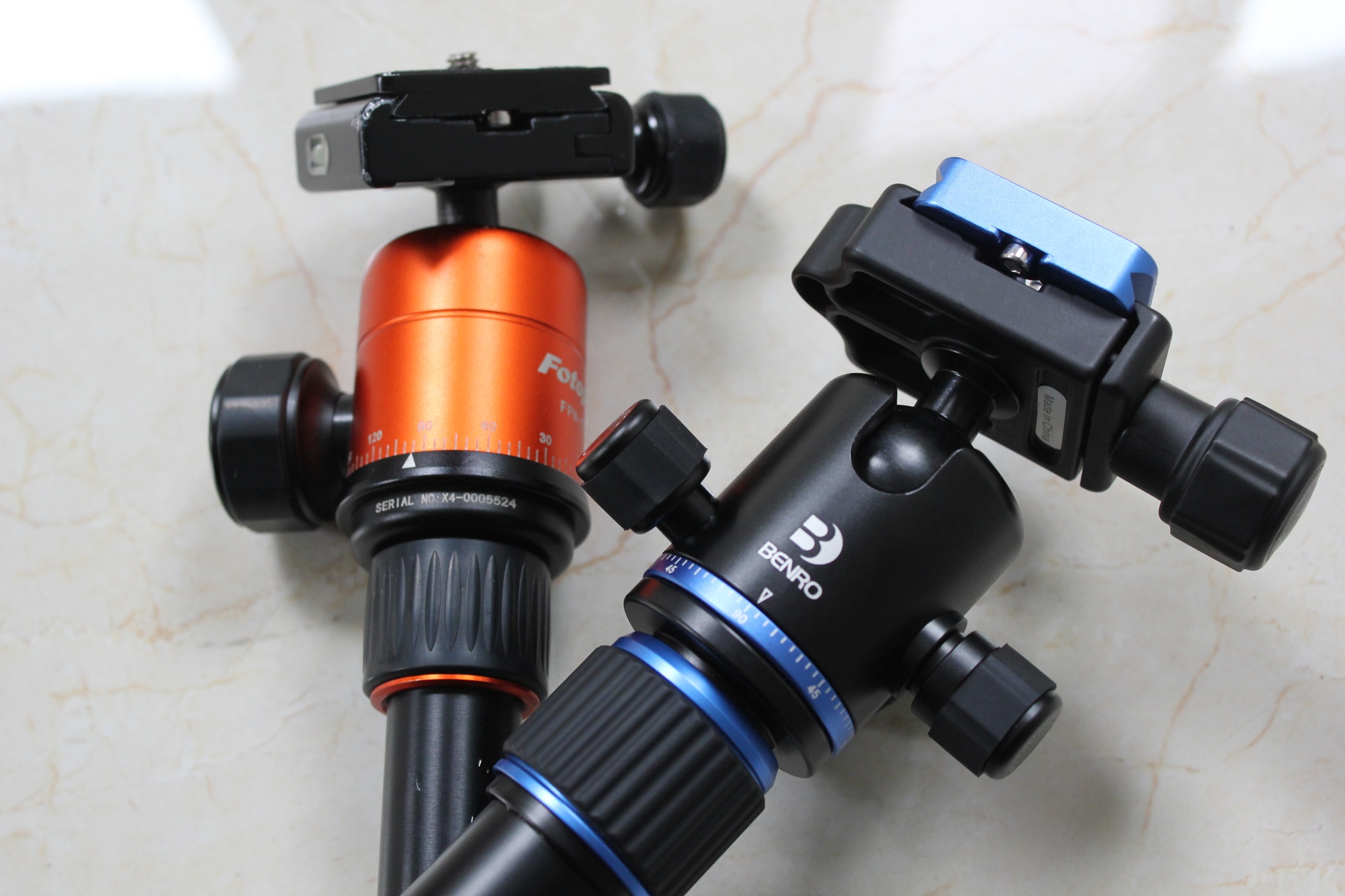 百诺if19c三脚架,百诺lt19三脚架