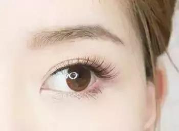 不会画眼线怎么贴假睫毛,不会画眼线怎么画眼影