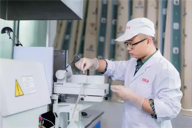 被央视通报过的奶粉品牌,被央视点名的网红奶茶