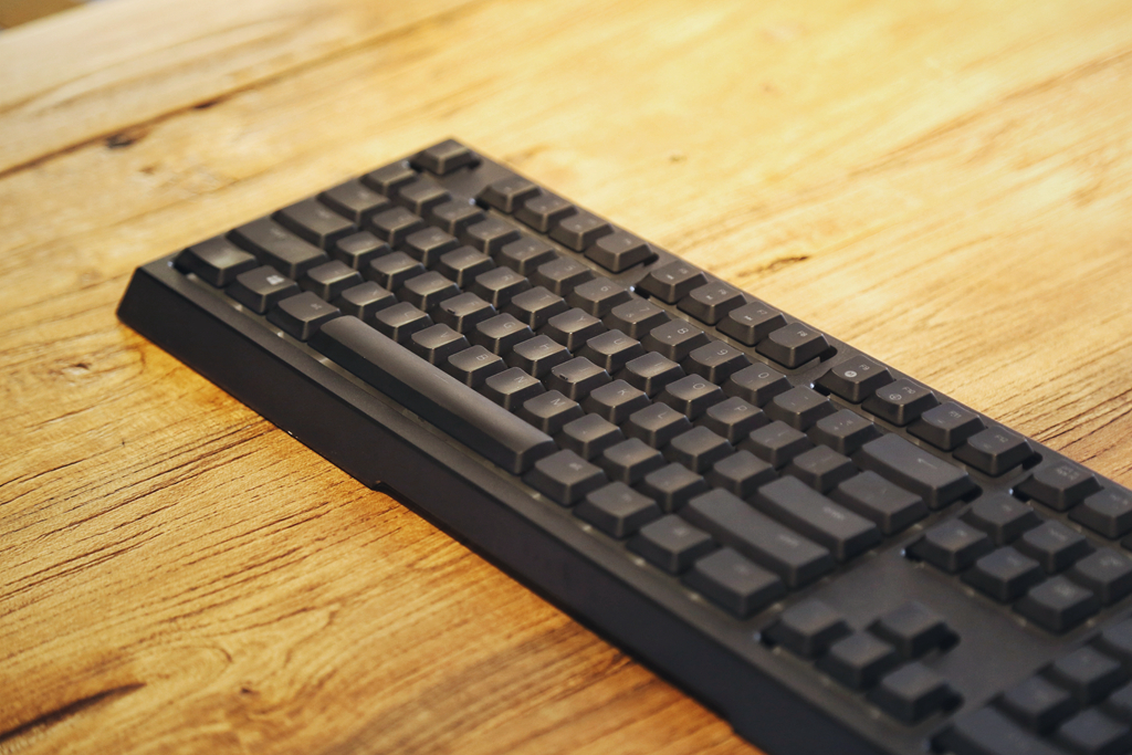 雷蛇键盘雨林狼蛛v3轻薄款,雷蛇狼蛛键盘专业版