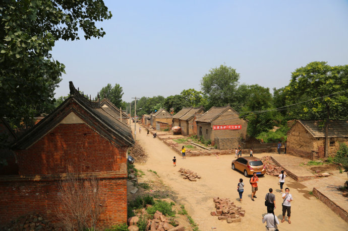 临沣寨中原第一红石古寨,河南古寨临沣寨的传说