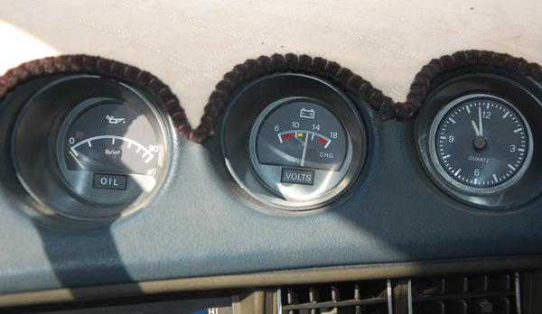 大宋的阿曼日记：中国人买三手日产达特桑280ZX