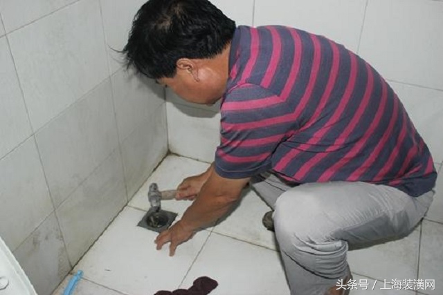 原来地漏要这么装才正确怪不得我家总是冒臭气