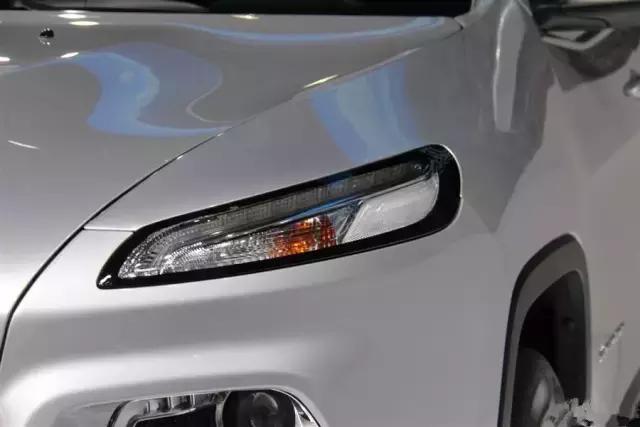 有JEEP这么好的招牌，为何广汽菲克表现似三流品牌这般狼狈？