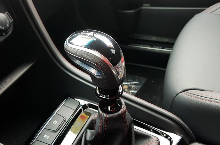 全新奔腾x40价格,高颜值纯电黑科技suv