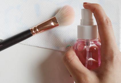 粉扑化妆刷怎么清洗,粉扑化妆刷怎么清洗才能洗干净