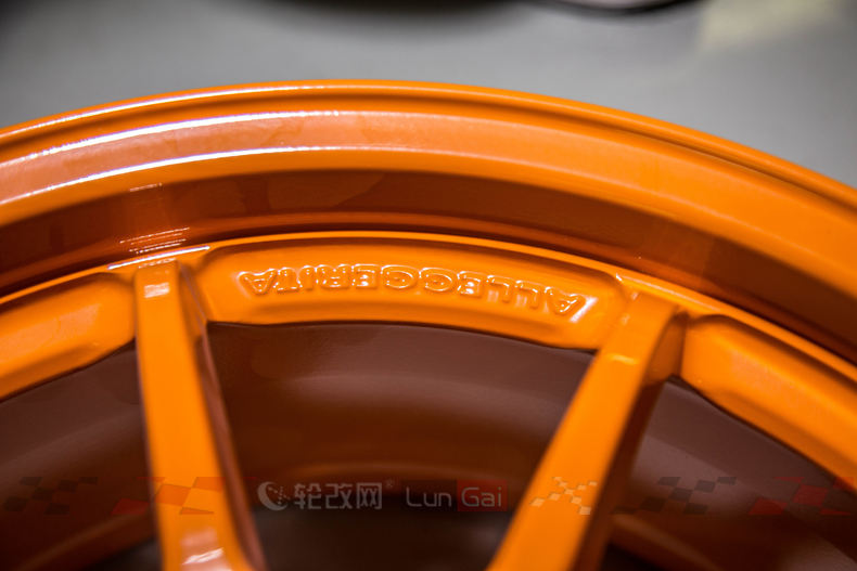 性价比最佳的18寸轻量化轮毂,超轻高级感18寸轮毂