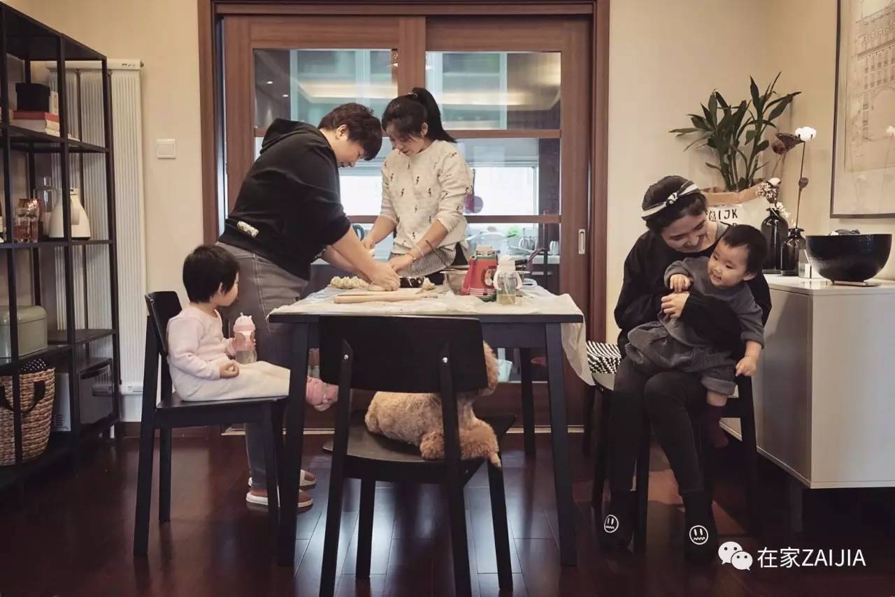 遮、盖、买，小夫妻这样对付老土精装房，悔不当初没买毛坯房