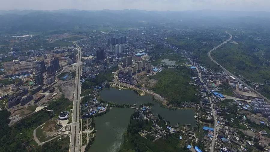 桐梓县交通大变身打通致富康庄道,兴仁市最新公路规划