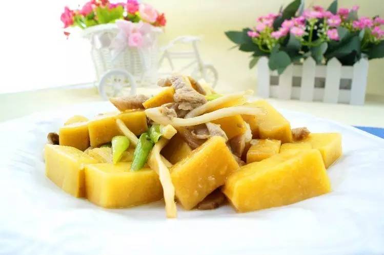 浙里有座藏在大山里的小香港，低调得让人心疼，高铁2h即达！