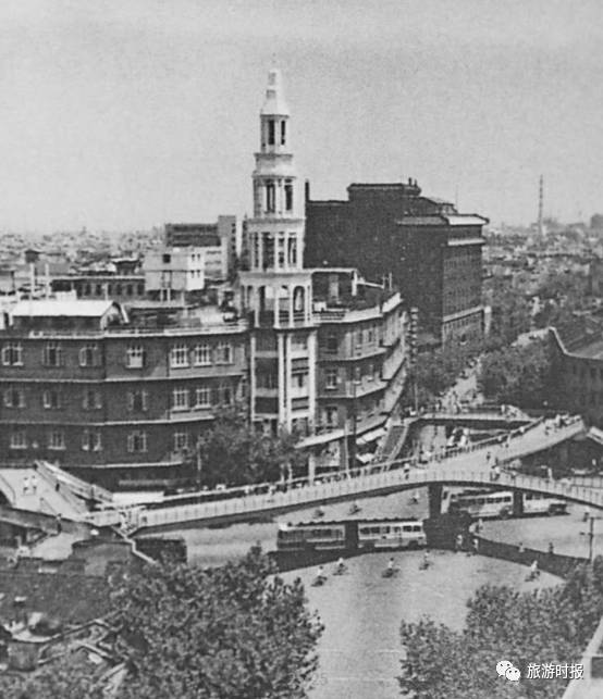 “稀奇好白相”，上海大世界3月31日对外开放，再来照一照童年的哈哈镜吧！