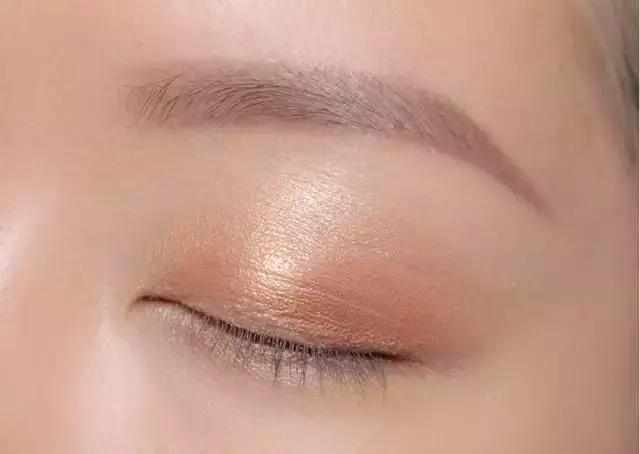 美宝莲新品口红、眼影试色，平价也能很好用