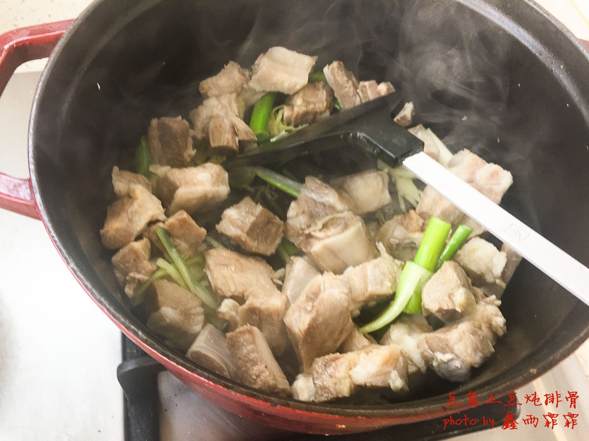 为什么自己做的排骨嚼不动,排骨做时腥味特别大什么原因