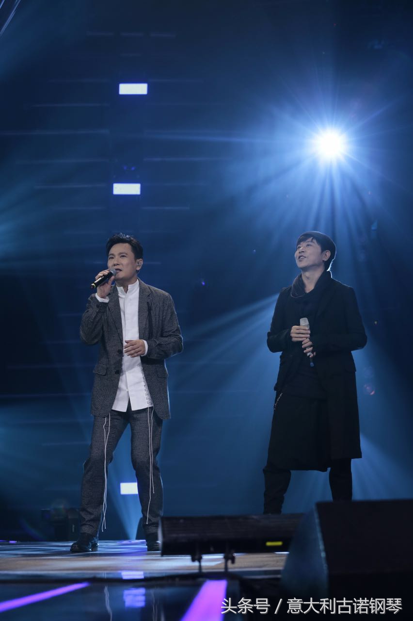 张信哲伍思凯合唱,张信哲伍思凯围炉音乐会