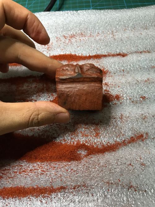 小叶紫檀木刻蟾蜍