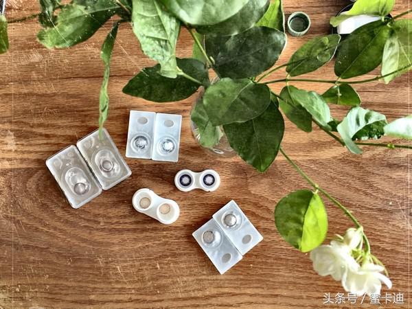 戴了10年美瞳的感受,戴了10年美瞳终于戴进去了