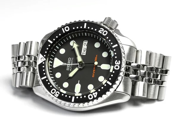 各个价位的潜水表推荐,平民潜水表