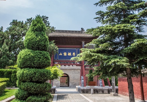 西妹儿逛射洪,西妹带你游山西洪洞净石宫