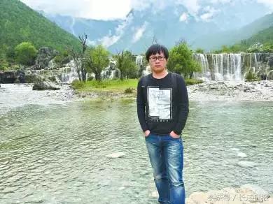 武汉这群人脑壳一定“坏”掉了！大家挤破头进BAT他们逆向而行