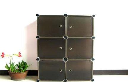 塑料衣柜好看实用便宜,衣柜用塑料的好还是实木的好呢