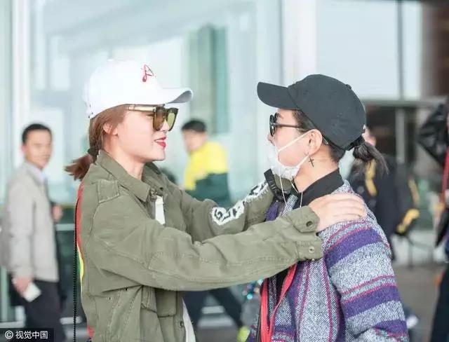 如果时光倒流你还会选择认识她吗,如果时光倒退你还会爱他吗