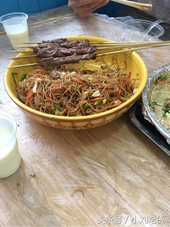 武汉美食美女视频,98妹子的美食记录