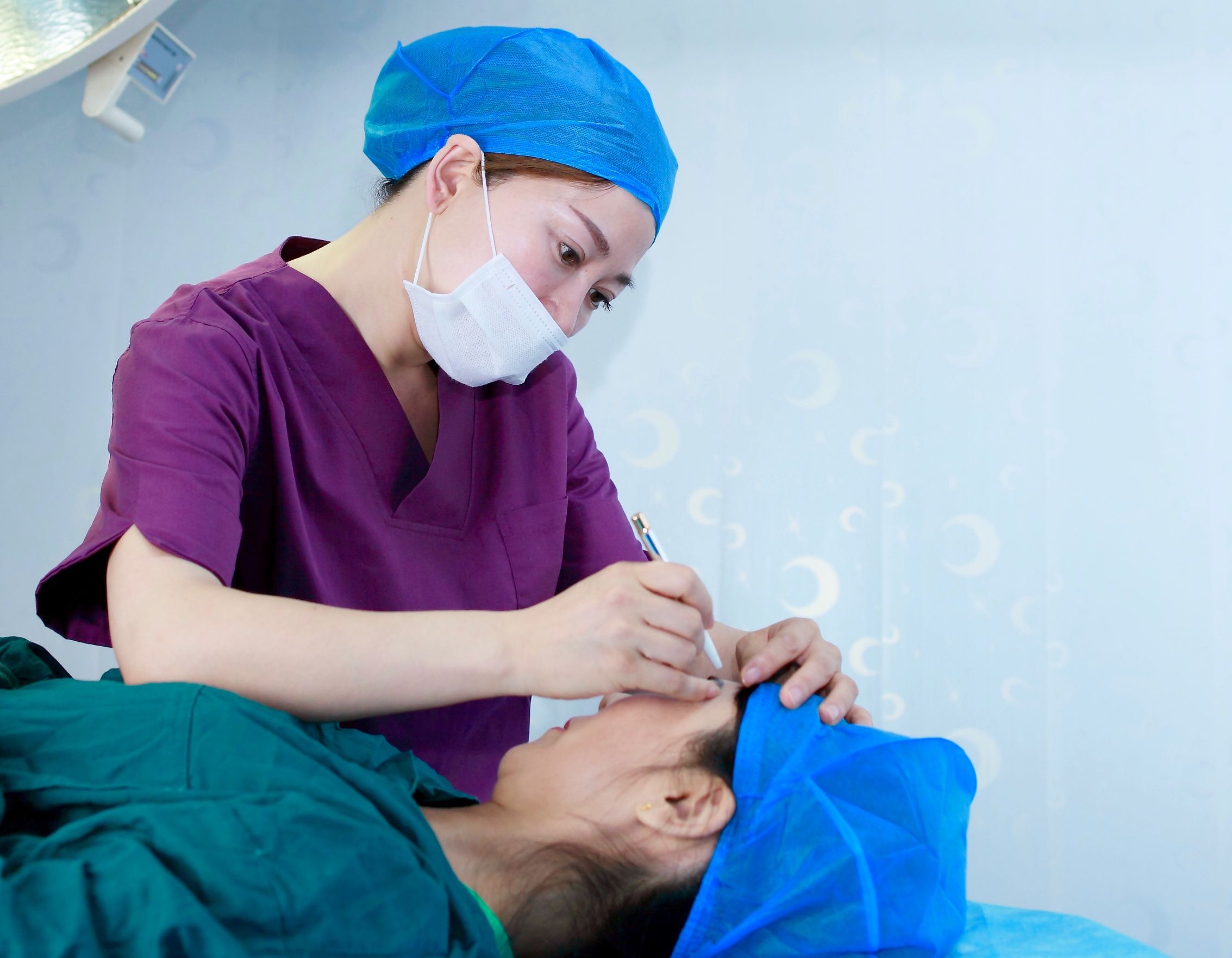 脸部填充脂肪能维持多久,自体脂肪面部填充后遗症