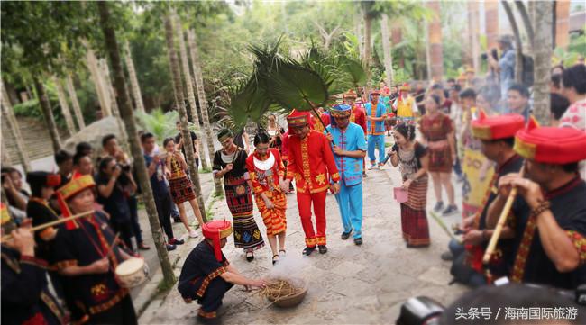 槟榔谷流量杀手︱一场引爆670万人观看的婚礼