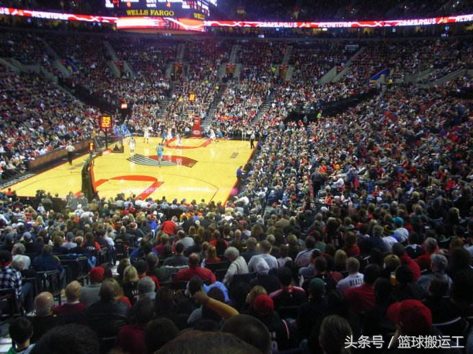 请nba打一场篮球大赛要花多少钱,看一场靠前面的nba比赛要多少钱